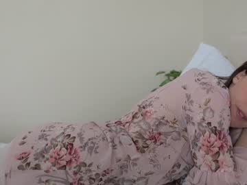 Nude cam girl ellynaomi image #3260748