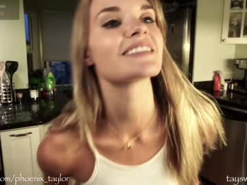 Nude cam girl phoenix_taylor image #2431038
