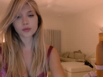 Nude cam girl bitter_moon image #3827238