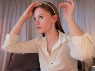 Nude cam girl aislyworld image #6460475