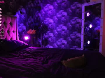 Nude cam girl angeellina image #4154145