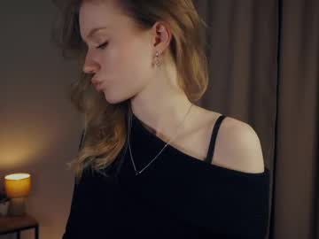 Nude cam girl rowenacroyle image #7020932