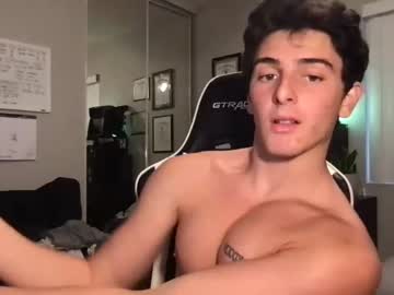 Nude cam man italianstalion1111 image #2939097