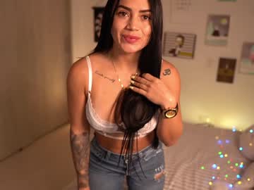 Nude cam girl ashlyeroberts01 image #3860720