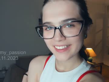 Nude cam girl look_my_passion image #5676453