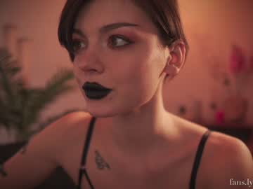 Nude cam girl auddicted image #1304343
