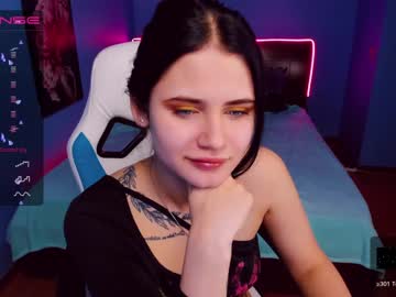 Nude cam girl evelinameow image #3580542