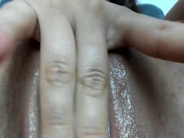 Nude cam girl 9harlotte99 image #2294705
