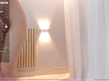 Nude cam girl little_effy18 image #4298701