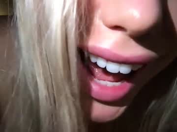 Nude cam girl alexishemsworth image #6093085