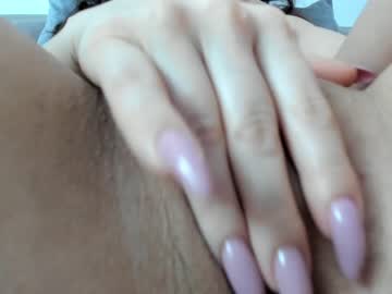 Nude cam girl 9harlotte99 image #3686893