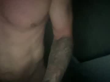 Nude cam man _yourboyjosh_ image #4495773