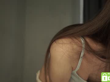 Nude cam girl tessarosse_ image #4373114