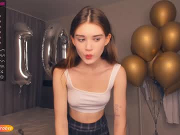 Nude cam couple minnietammy image #5084131