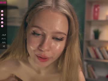 Nude cam girl aleksa_cutie image #2879840