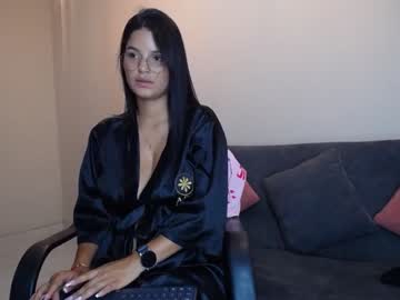 nicolekalifa nude girls camming