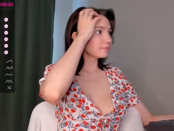 Nude cam girl bzzzme image #4681338