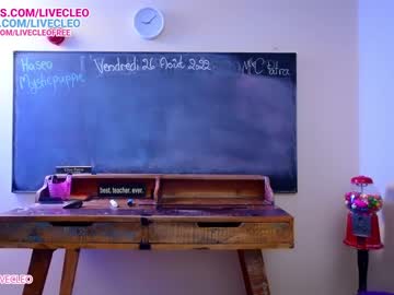 Nude cam girl livecleo image #2503178
