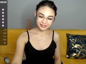 Nude cam girl little_v1rgin_angel image #2144707