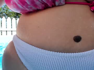 Nude cam girl _redxxxvelvet_ image #4796344