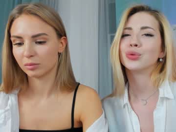 Nude cam girl emmi_rosee image #1580275