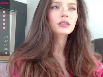 Nude cam girl isia_slay image #2007907