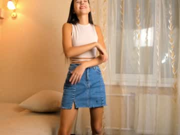 Nude cam girl amandamedrano image #2807300