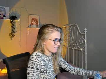 Nude cam girl linellali image #2469132