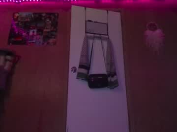 Nude cam girl xoxoellyssa image #6770220