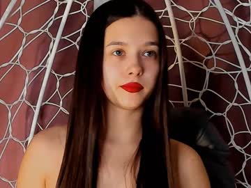 Nude cam girl emilybatee image #3919691