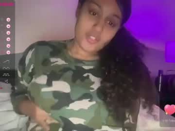 Nude cam girl blackgurlkitty image #3978330