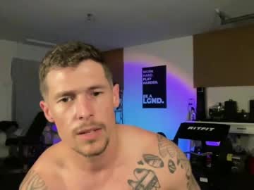 Nude cam man browneyedmuscleboy32 image #6931213