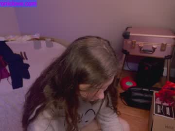 Nude cam girl chroniclove image #3255972