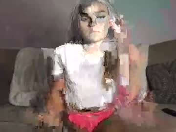 Nude cam girl shellylynn98 image #2802019