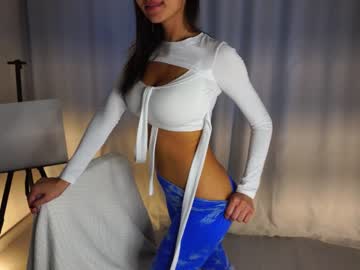 Nude cam girl cassandra_diaz image #6066921