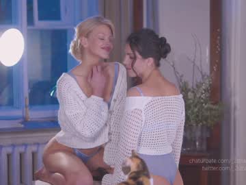 Nude cam girl _2strangers image #4820896