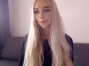 Nude cam girl pervyblonde image #2949636