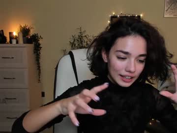 Nude cam girl ella_flar_ image #2894383