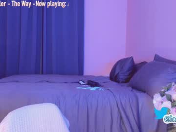 Nude cam girl hollyextra image #2182349