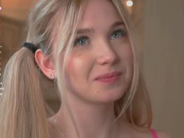 editacovey nude girls camming