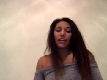 Nude cam girl caramelmixed21 image #2911462