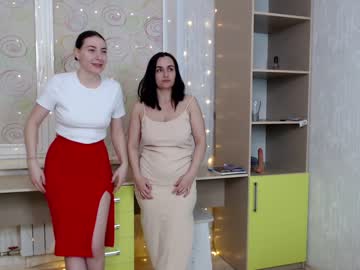 Nude cam couple renae_tom image #6212449