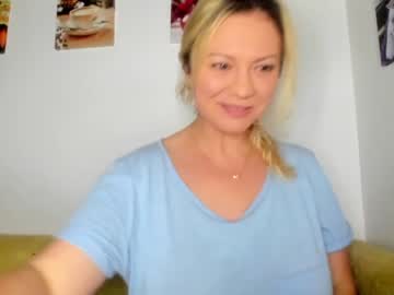Nude cam girl kiradivine image #3088630
