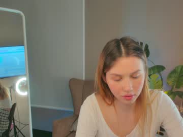 Nude cam girl yohji_yamamotoo image #3282000