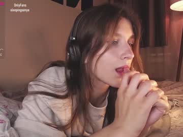 Nude cam girl sleepingsonya image #4642659