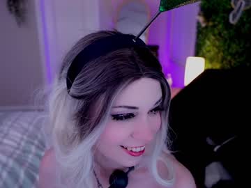 Nude cam girl runesy image #6244631