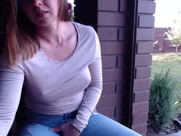 Nude cam girl juicy_peach88 image #2118623
