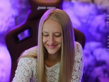 Nude cam girl angeellina image #5149965