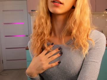 Nude cam girl milanative image #3537378
