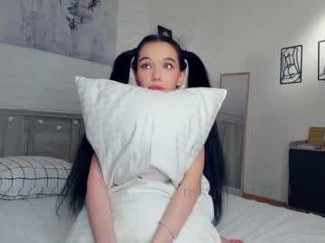 Nude cam girl riskyproject image #5770078
